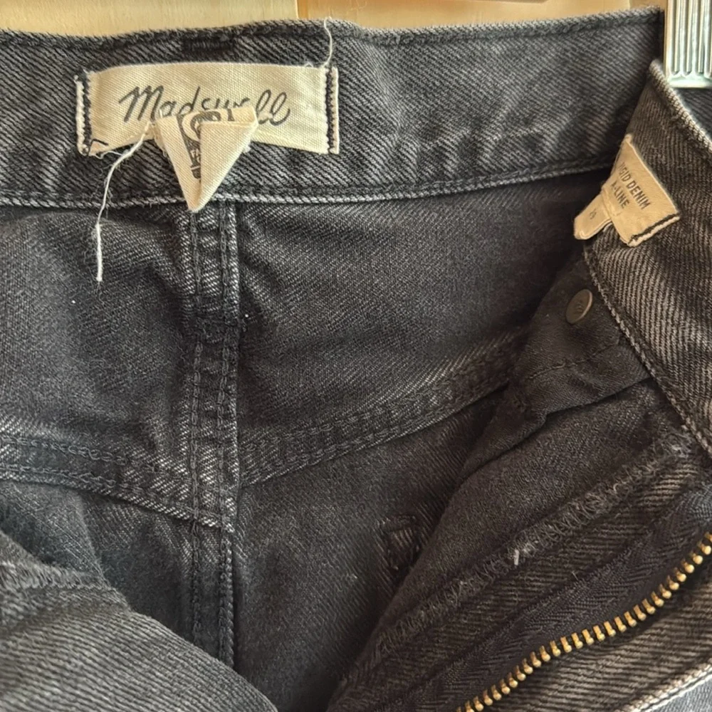 🙂 Madewell Charcoal Denim Mini Skirt - Picture 3 of 7